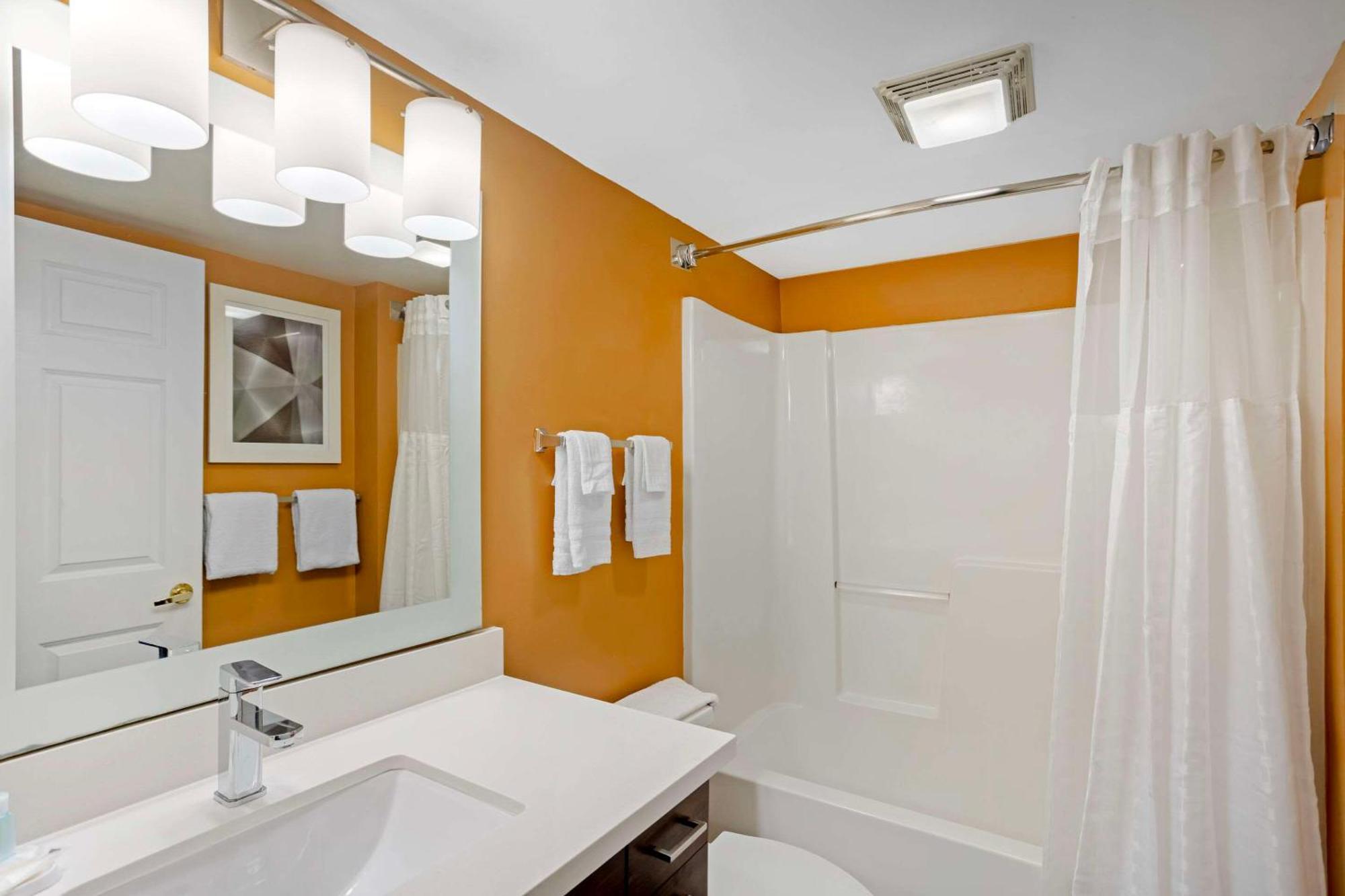 Mainstay Suites Mt Laurel - Philadelphia Mount Laurel Exterior foto